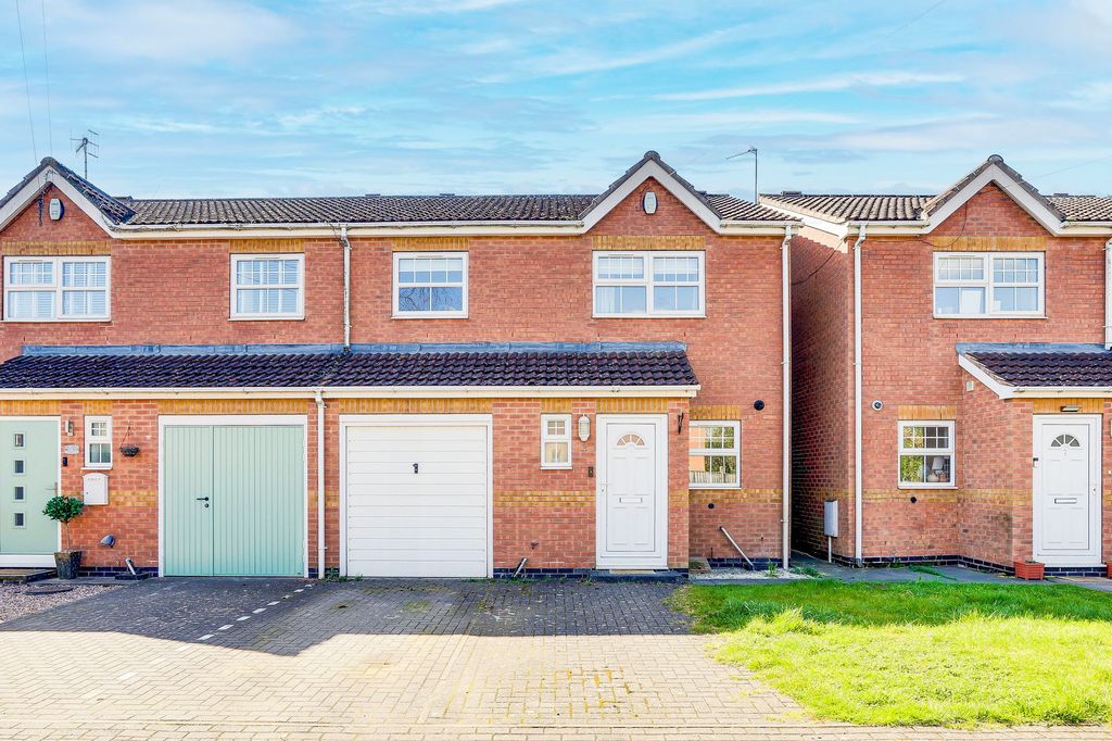 Property photo 1 of 21