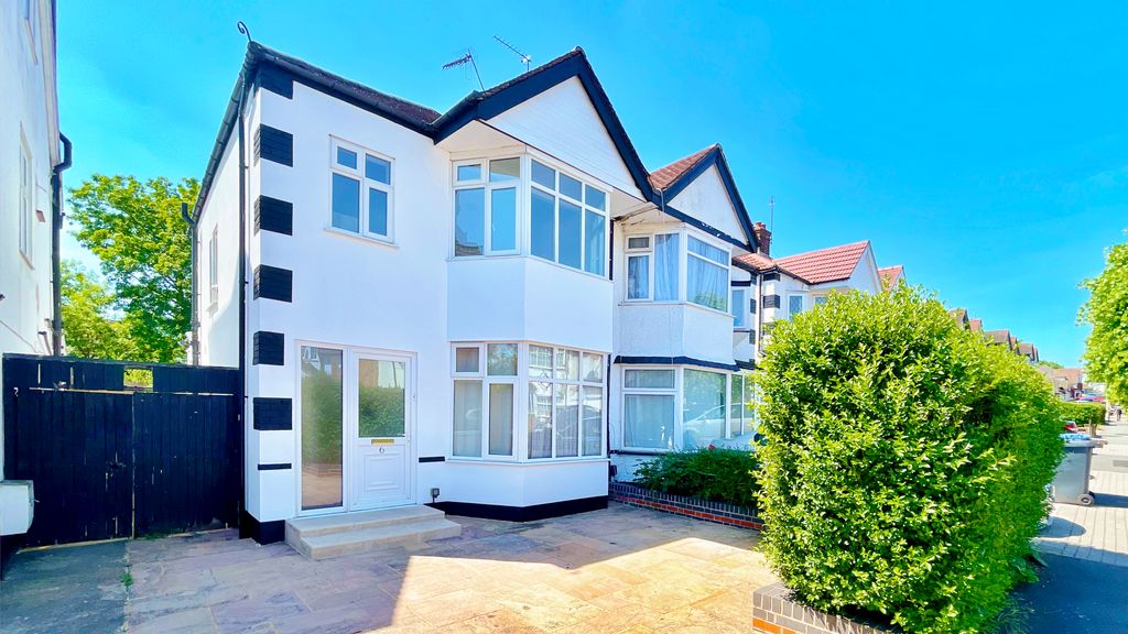 Property photo 1 of 23