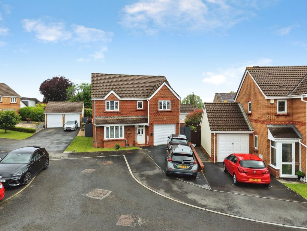 Property photo 1 of 46 5168121