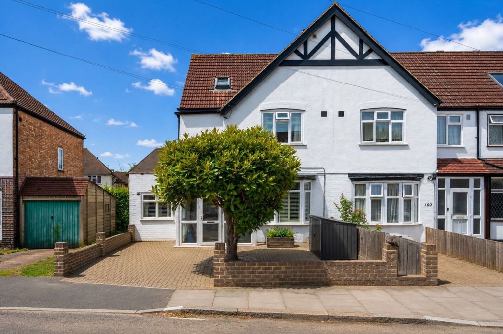 Property photo 2 of 13