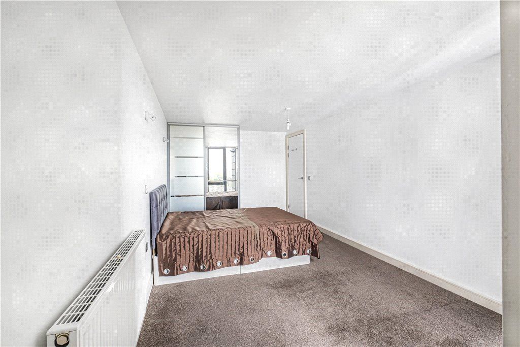 Property photo 3 of 13 Bedroom