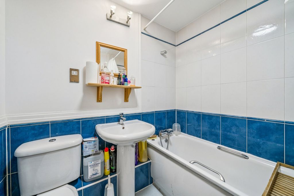 Property photo 3 of 15