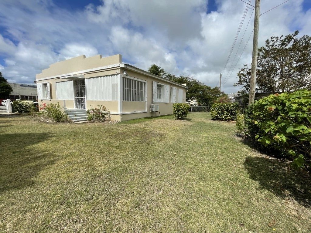 Property photo 1 of 5