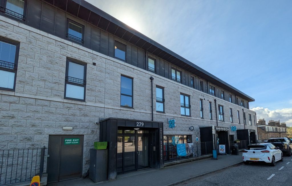 Property photo 1 of 8 Photo 1