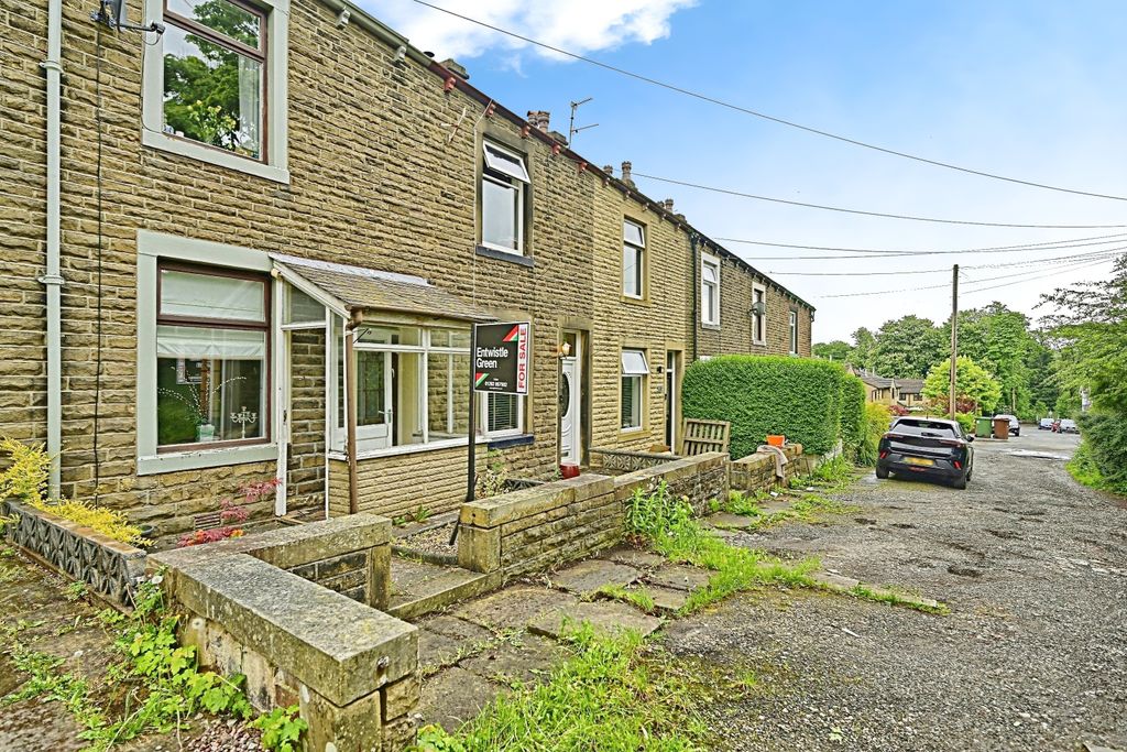 Property photo 2 of 14 Photography