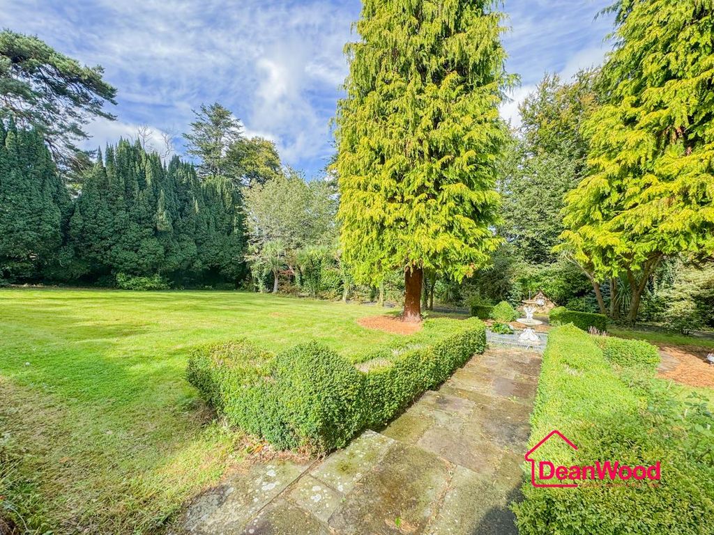 Property photo 2 of 43 No-40.Jpg