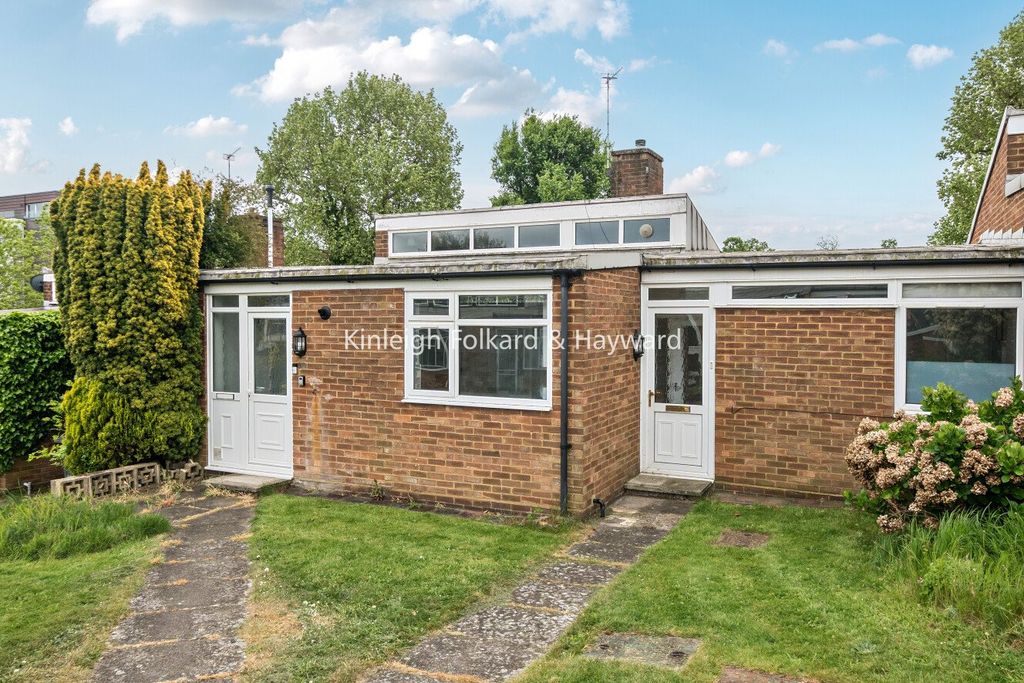 Property photo 2 of 17 Picture No. 11