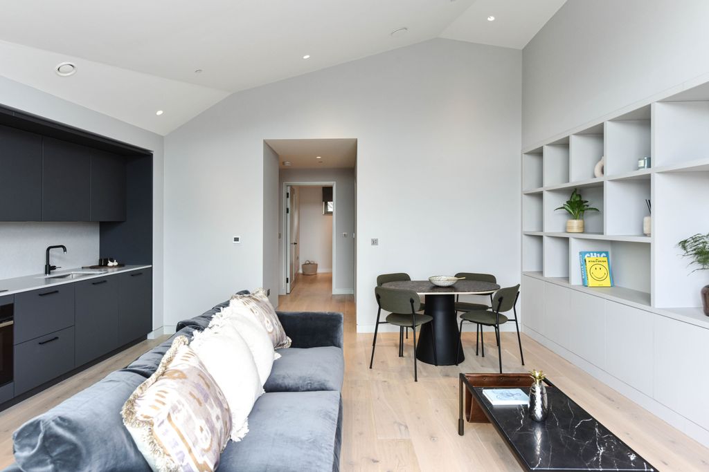 Property photo 2 of 13 Flat 4 Carnaby Lofts-11