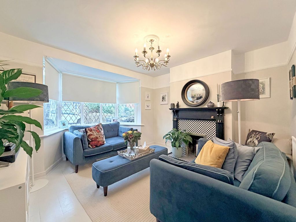 Property photo 2 of 21