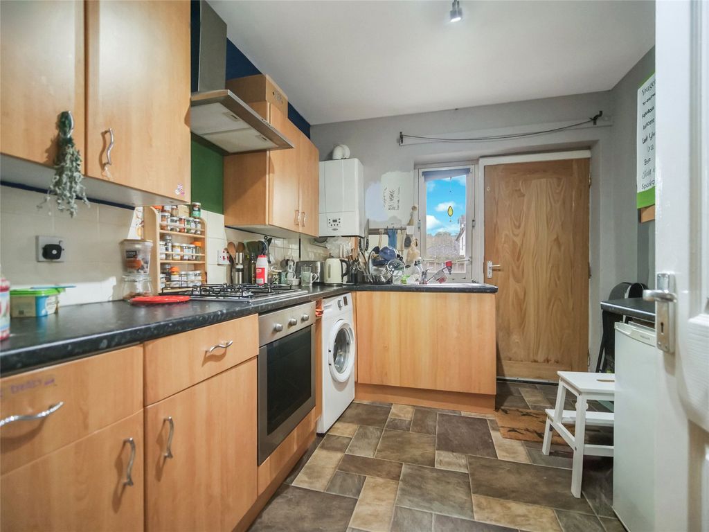 Property photo 3 of 21 Picture No. 09