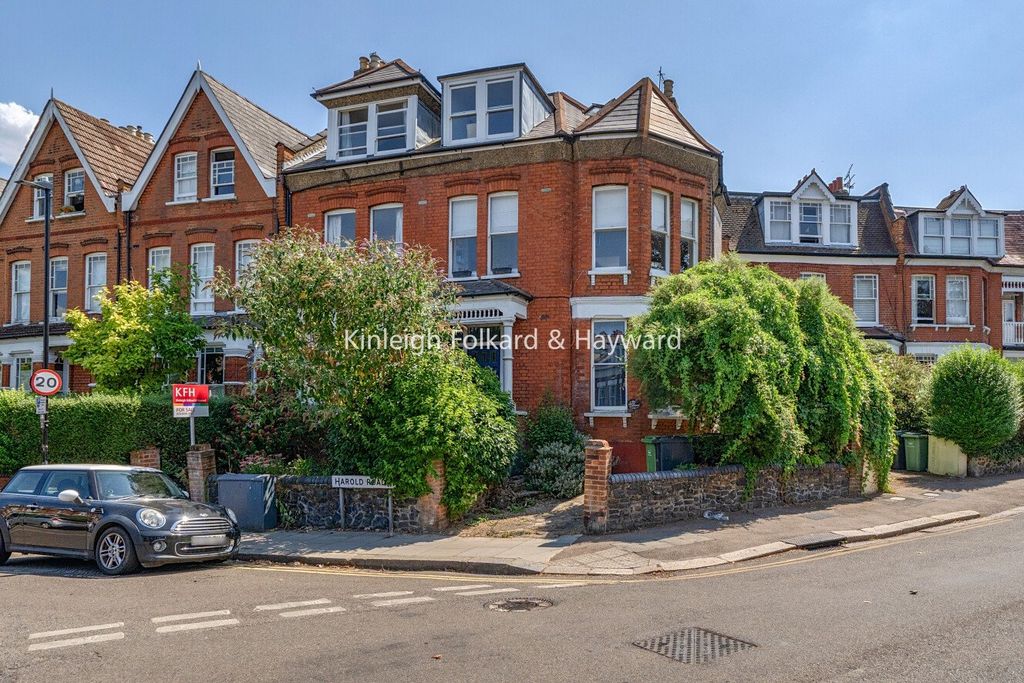 Property photo 2 of 14 Picture No. 05