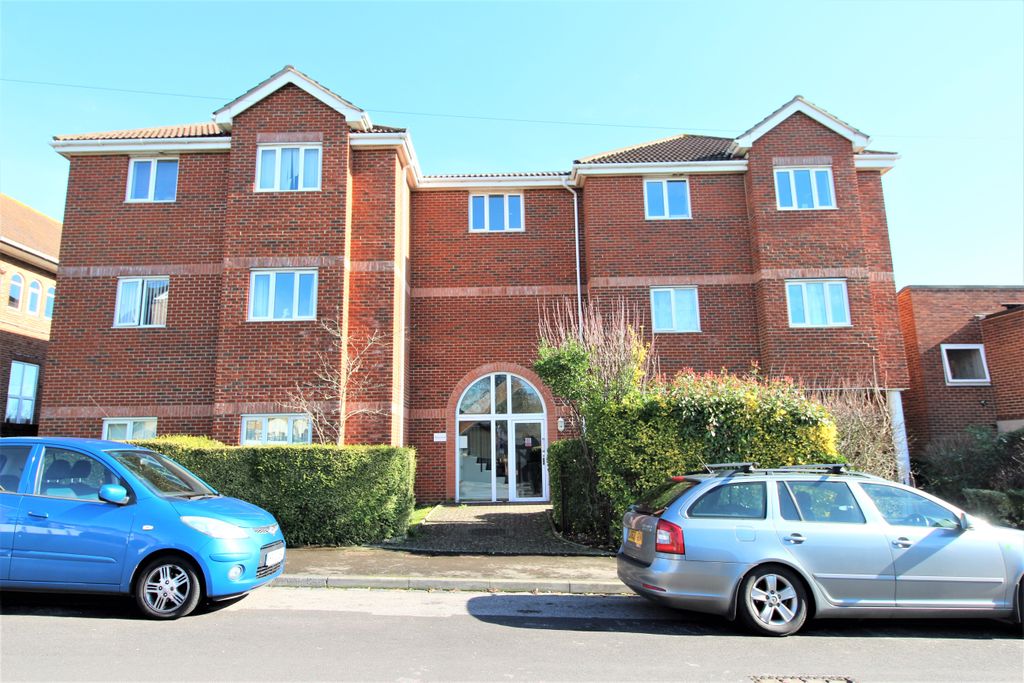 Property photo 1 of 7