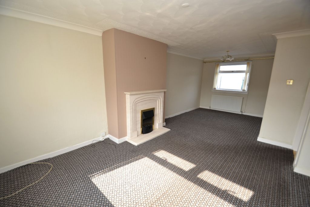 Property photo 3 of 16 5256563