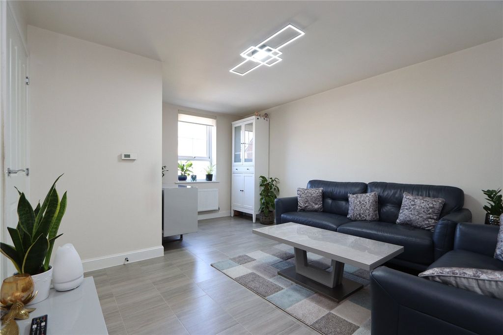 Property photo 2 of 13 Picture No. 08