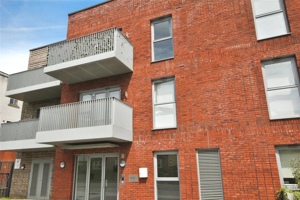 Property photo 1 of 5 Picture No. 04