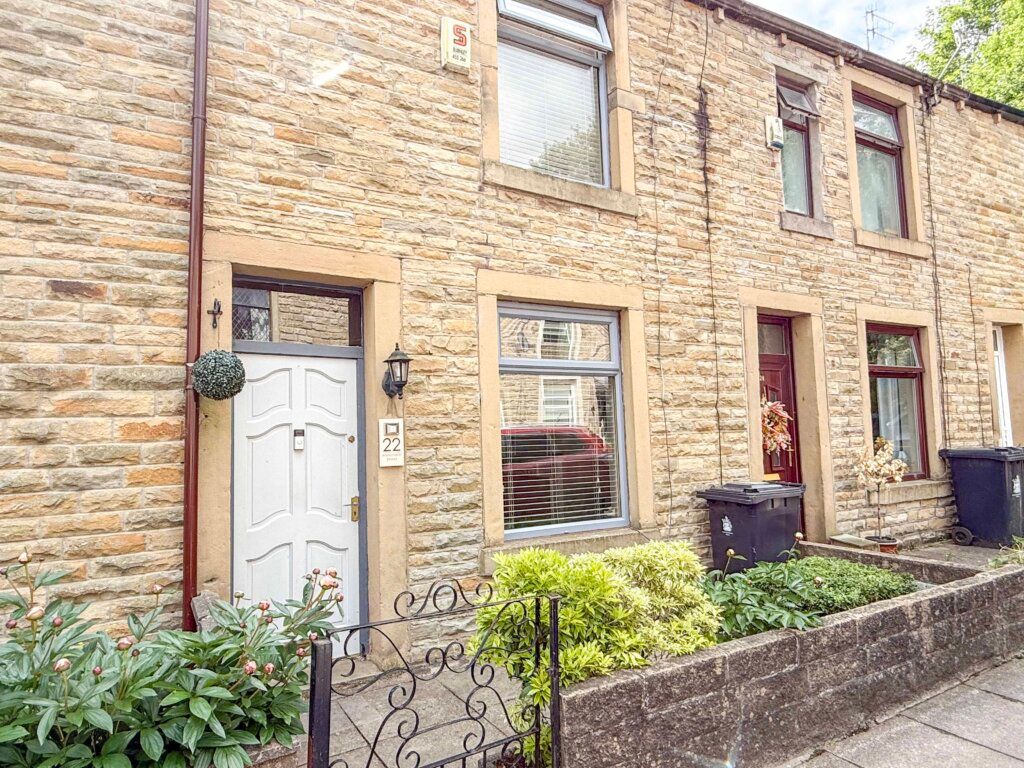 Property photo 1 of 28