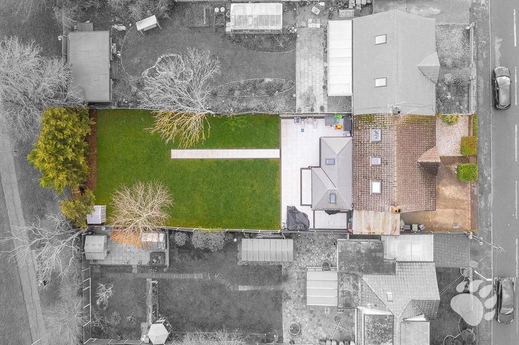 Property photo 3 of 28 Garden