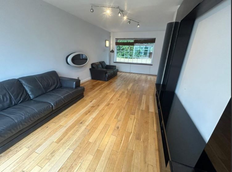 Property photo 3 of 21