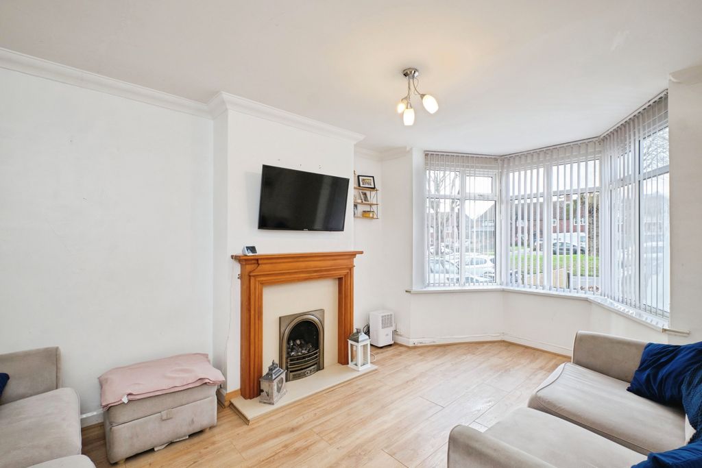 Property photo 2 of 15