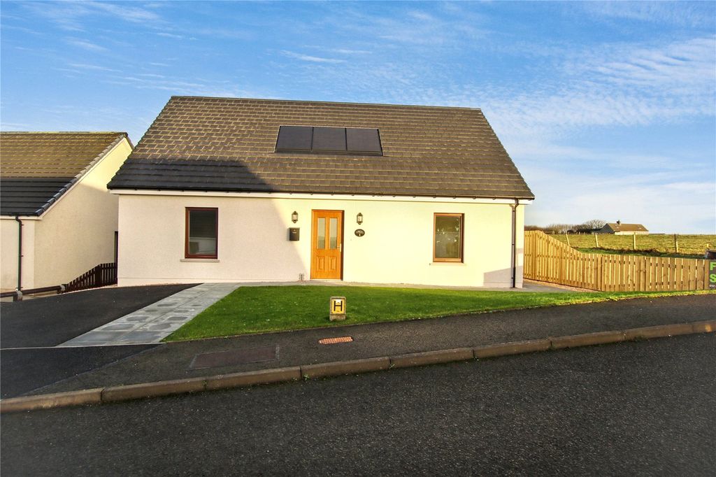 Property photo 2 of 18 Front