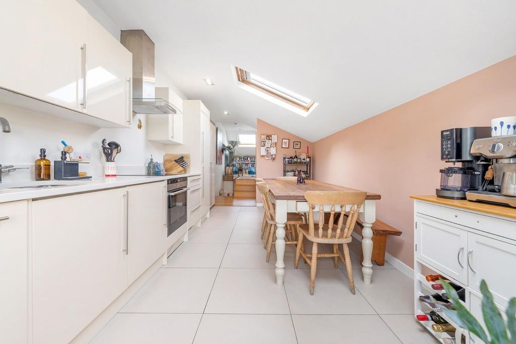 Property photo 3 of 11 Kitchen-Diner (2).Jpg