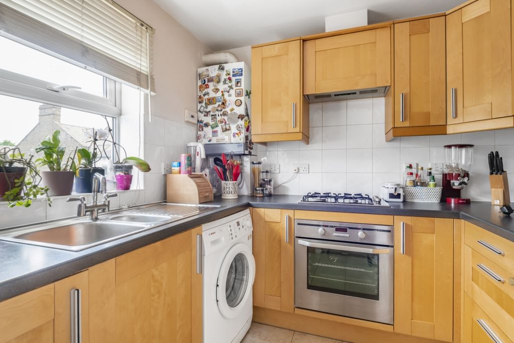 Property photo 2 of 6 870670 (5)