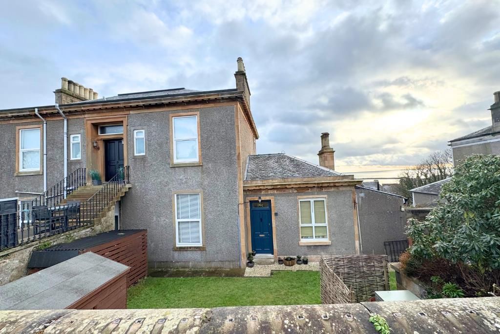 Property photo 2 of 40 Gardens And Outbuildings