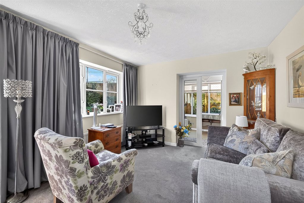 Property photo 3 of 17 Picture No. 16