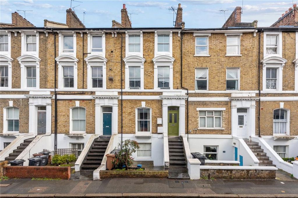 Property photo 1 of 6