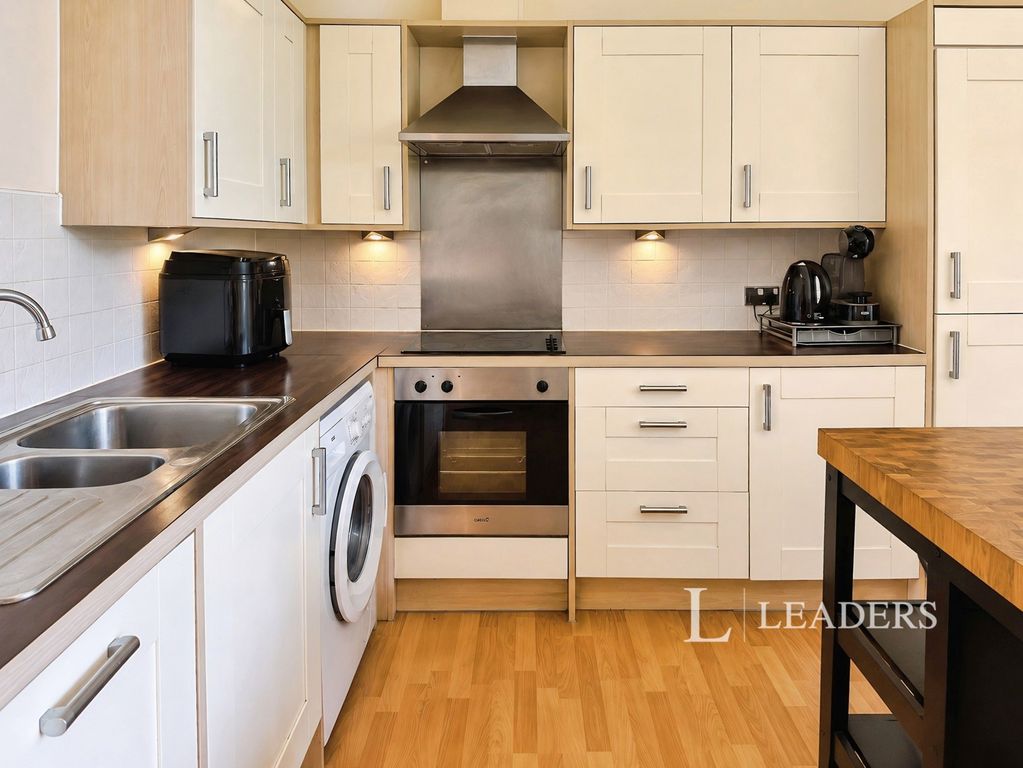 Property photo 2 of 10 Pbox-Img.Png