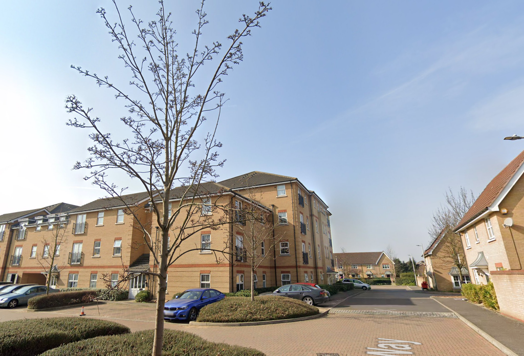 Property photo 1 of 12