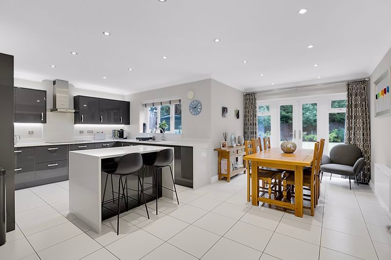 Property photo 2 of 18 Open Plan Living Kitchen