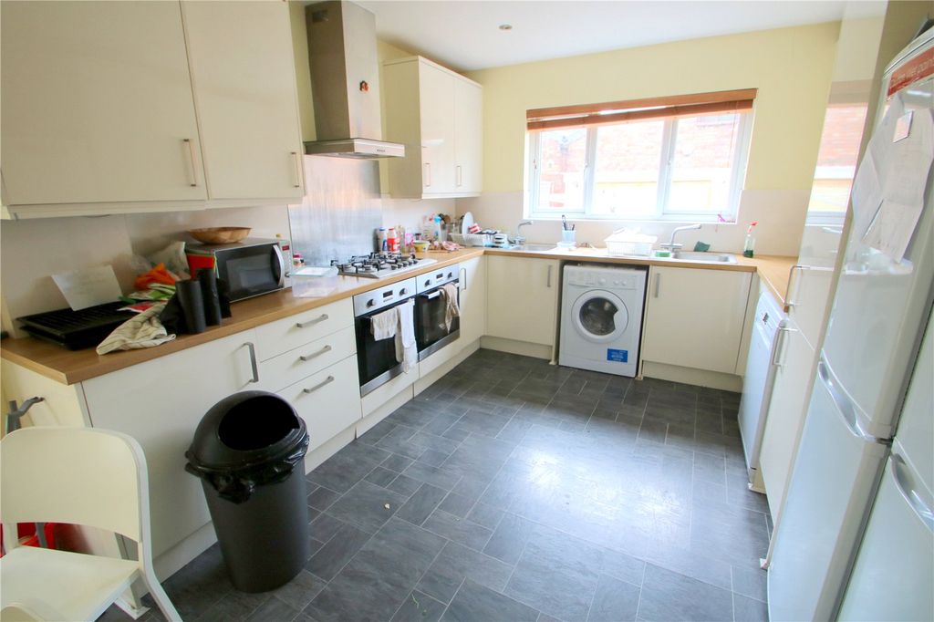 Property photo 3 of 6 Picture No. 04