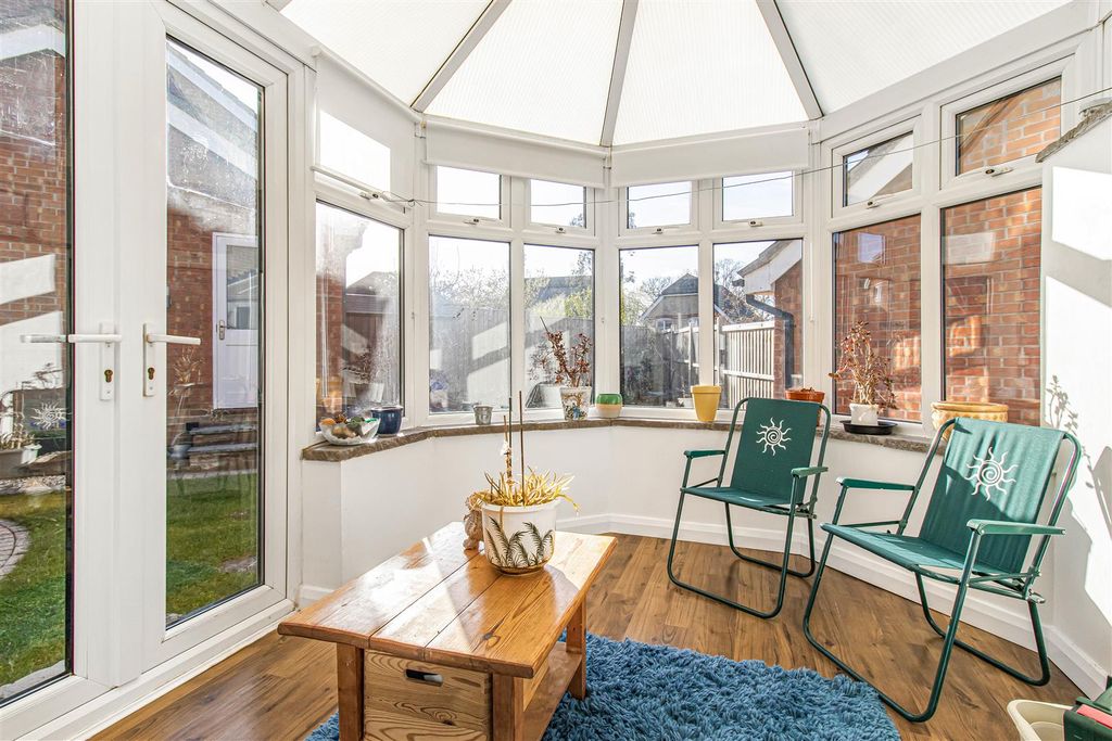 Property photo 1 of 18 2_77973.Jpg