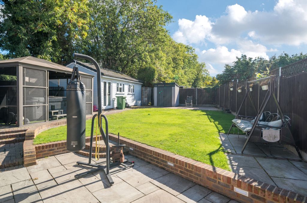 Property photo 2 of 17 1529721-5-1A11B51...