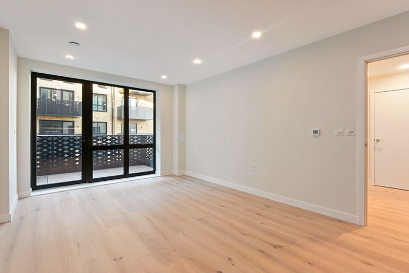 Property photo 2 of 13 Bedroom 1