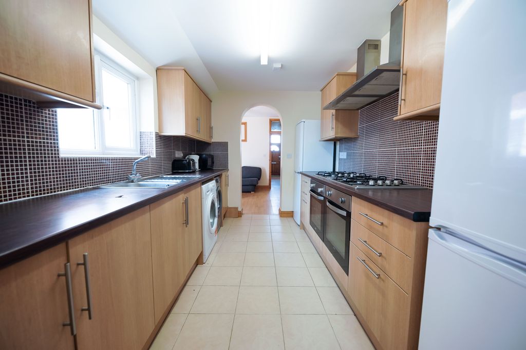 Property photo 1 of 19 Photo 0