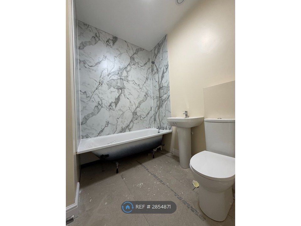 Property photo 2 of 3