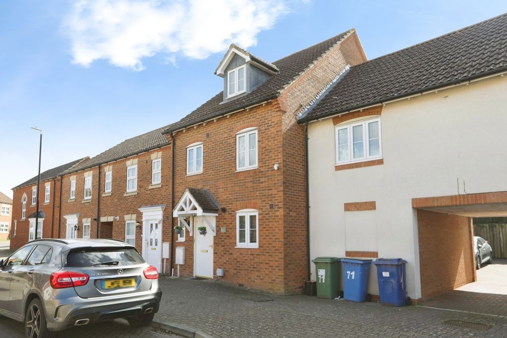 Property photo 1 of 18 Pbox-Img.Jpg