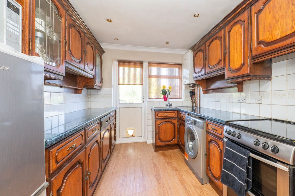 Property photo 3 of 12 Picture No. 08