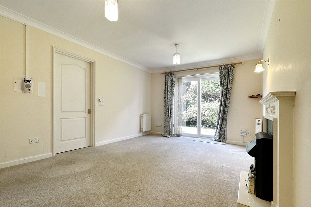 Property photo 3 of 17 Picture No. 24