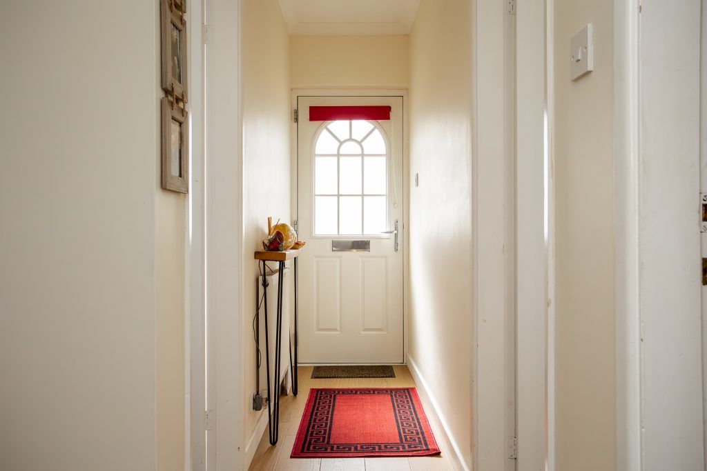 Property photo 3 of 27
