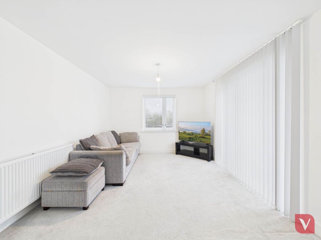 Property photo 3 of 26