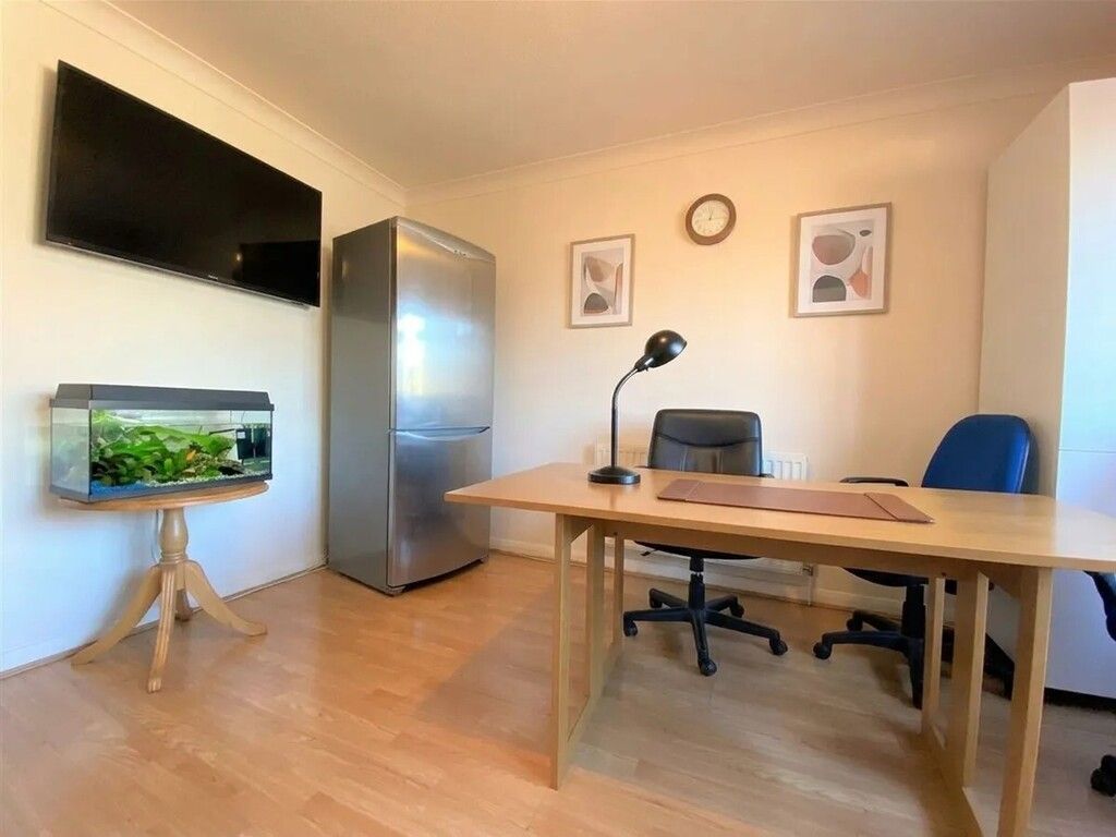 Property photo 3 of 9 5Nfus9Or.Jpeg