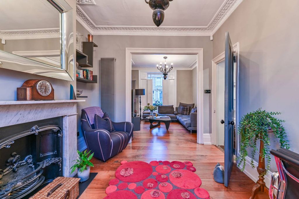 Property photo 3 of 22