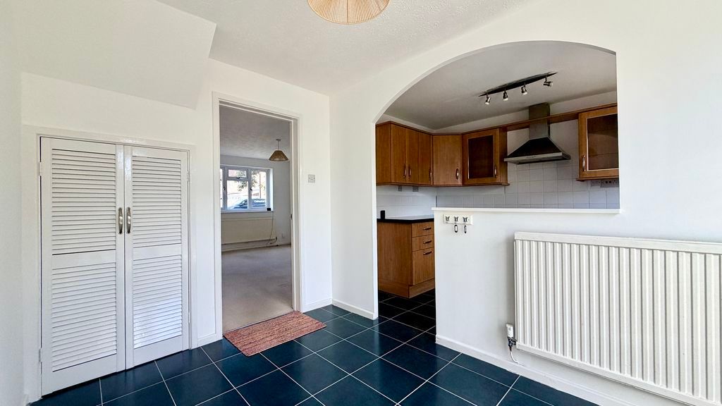 Property photo 3 of 13 Dining Area