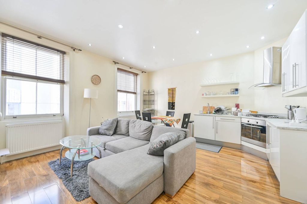 Property photo 1 of 9