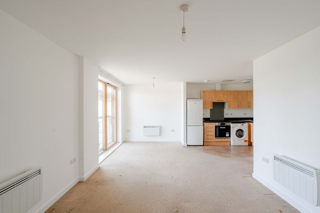 Property photo 1 of 18 Photo 1