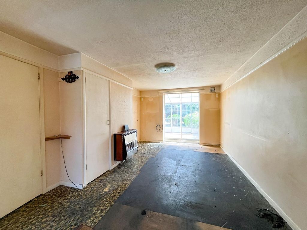 Property photo 2 of 13 Img_0892.Jpg