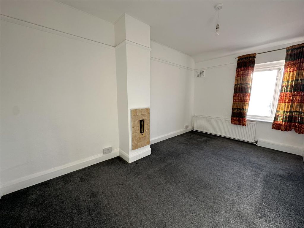 Property photo 2 of 8 Img_0268.Jpeg